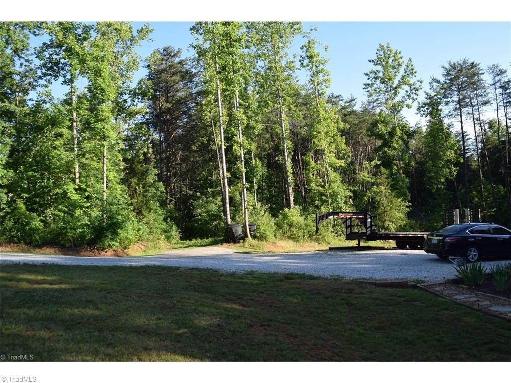 1051 Harris Farm Road King, NC 27021 - Photo 10 of 10