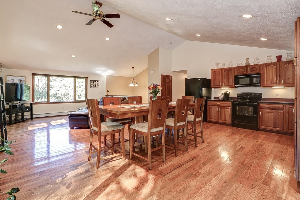 11 Landing Road Gloucester, MA 01930 - Photo 12 of 30 Gallery Image 12