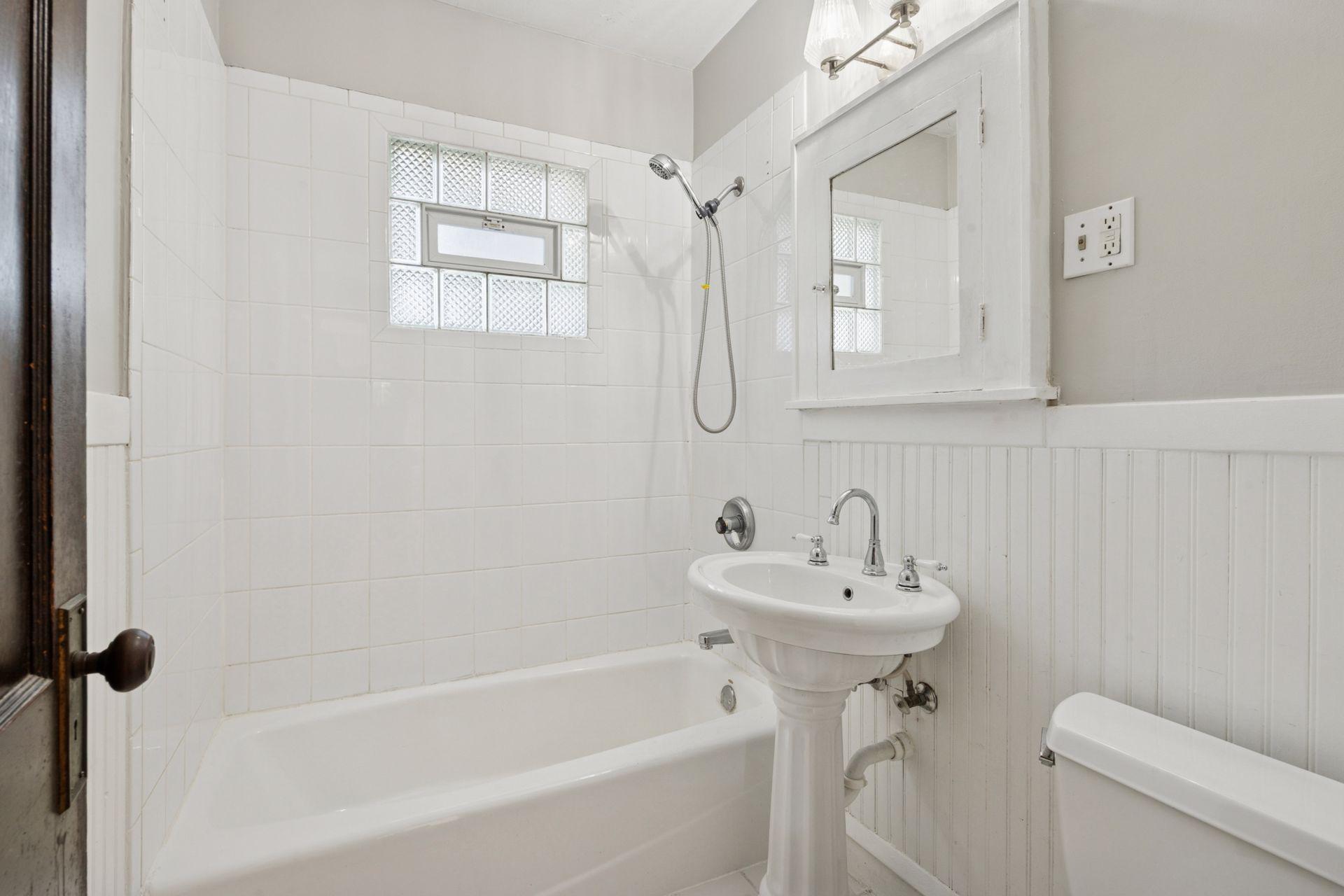 5229 29th Avenue South Minneapolis, MN 55417 - Photo 15 of 33