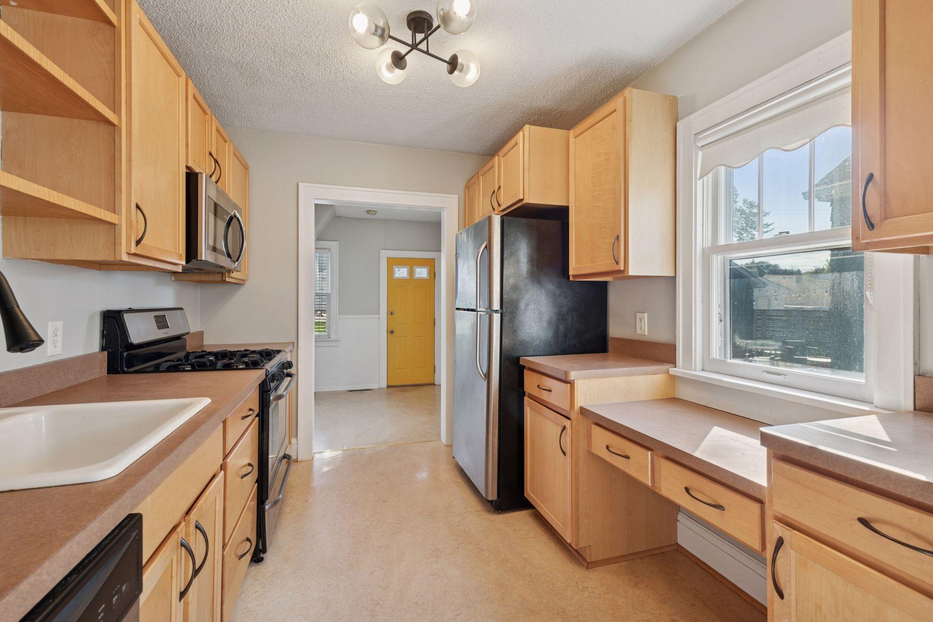 5229 29th Avenue South Minneapolis, MN 55417 - Photo 7 of 33