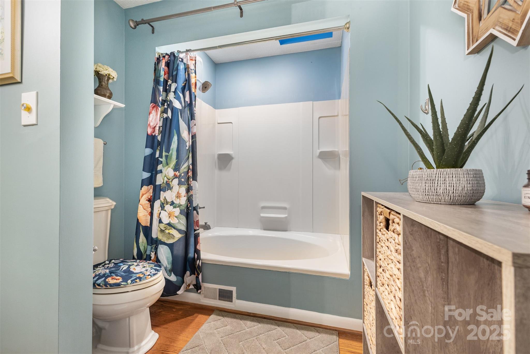 100 Fairway Ridge Clover, SC 29710 - Photo 21 of 45 a bathroom with a bathtub sink and toilet