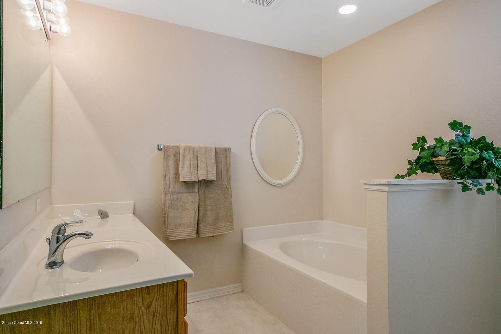 559 Nackman Road Northwest Palm Bay, FL 32907 - Photo 17 of 20 12_559nackmanrdnwpalmbay020_mls