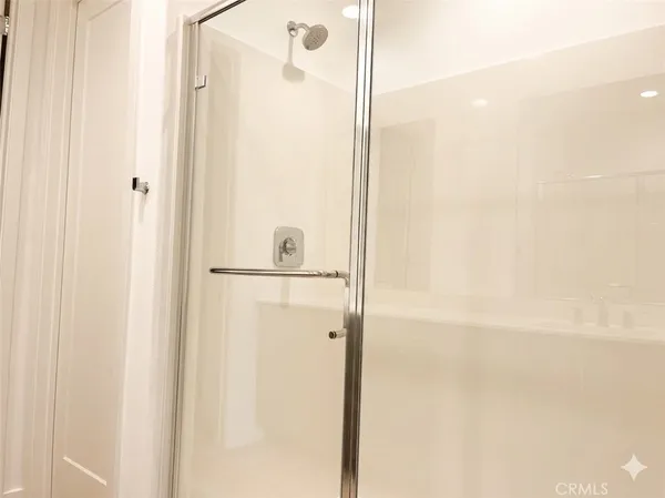 $5,500 | 211 Baluster, Irvine, CA 92618