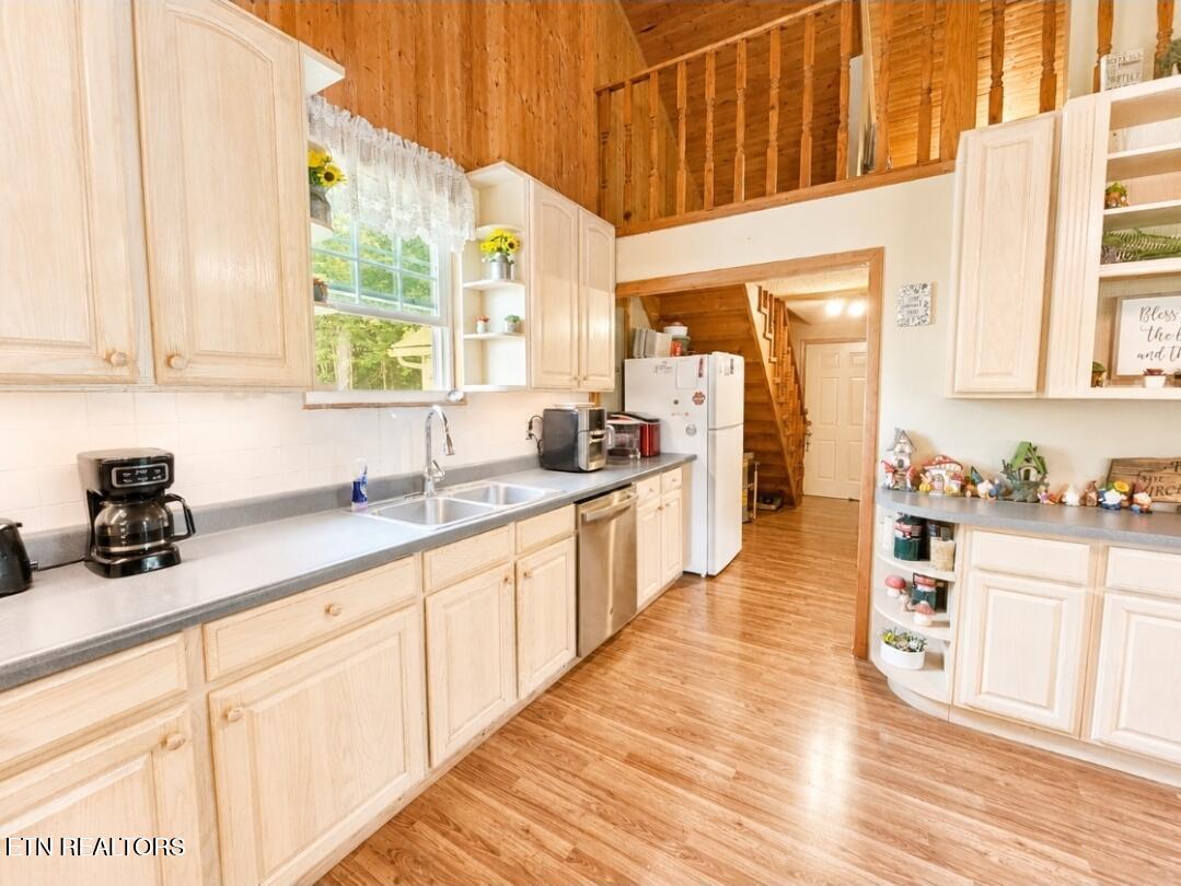 395 Cunningham Road Tazewell, TN 37879 - Photo 11 of 38 11_beyc6a1d02eb3cf04