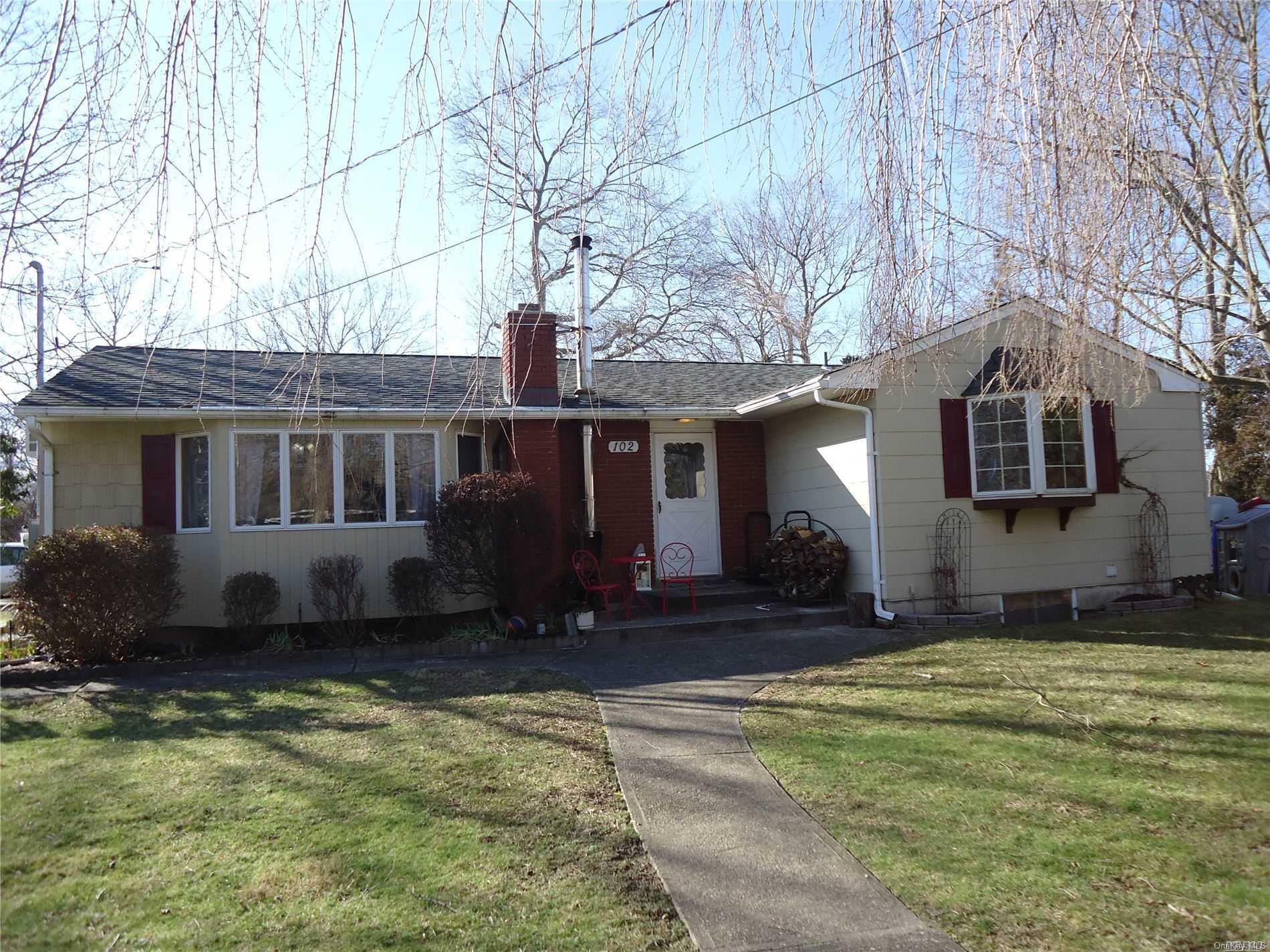 102 Rustic Road Centereach, NY 11720 - Photo 1 of 1 Gallery Image 1