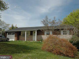 422 Calyn Drive Reading, PA 19607 - Photo 1 of 1