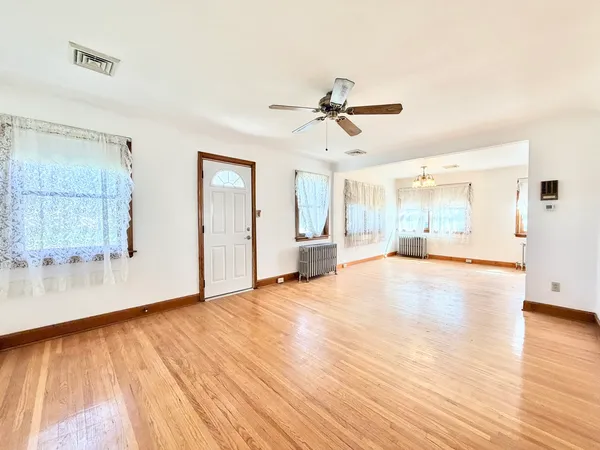 $115,000 | 608 North Shabbona Street, Streator, IL 61364