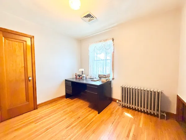 $115,000 | 608 North Shabbona Street, Streator, IL 61364