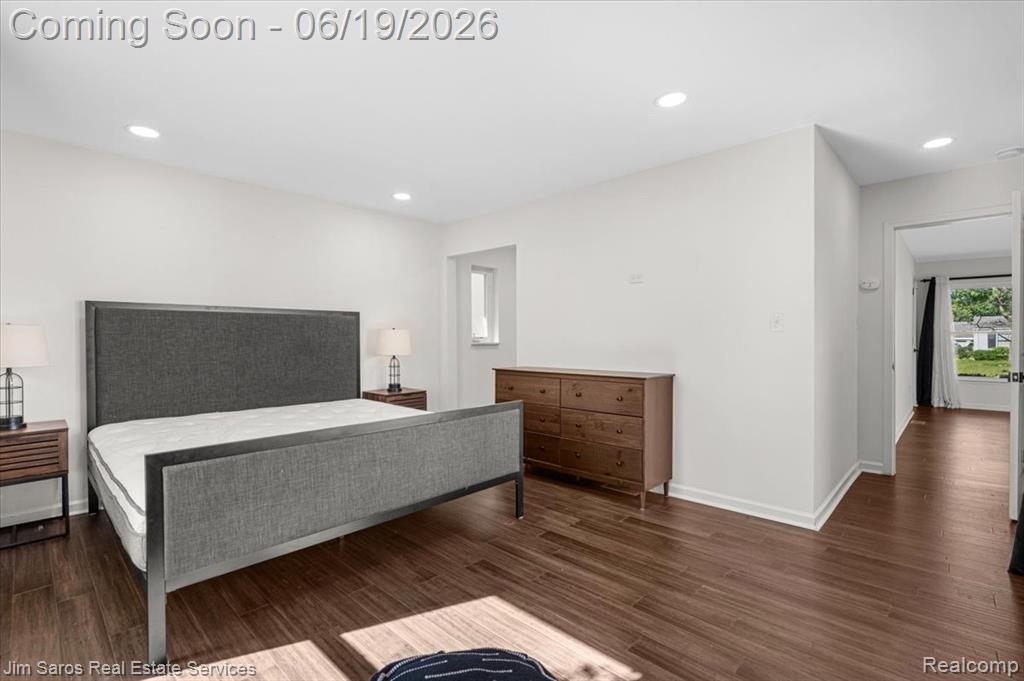 615 Lakepointe Street Grosse Pointe, MI 48230 - Photo 15 of 34