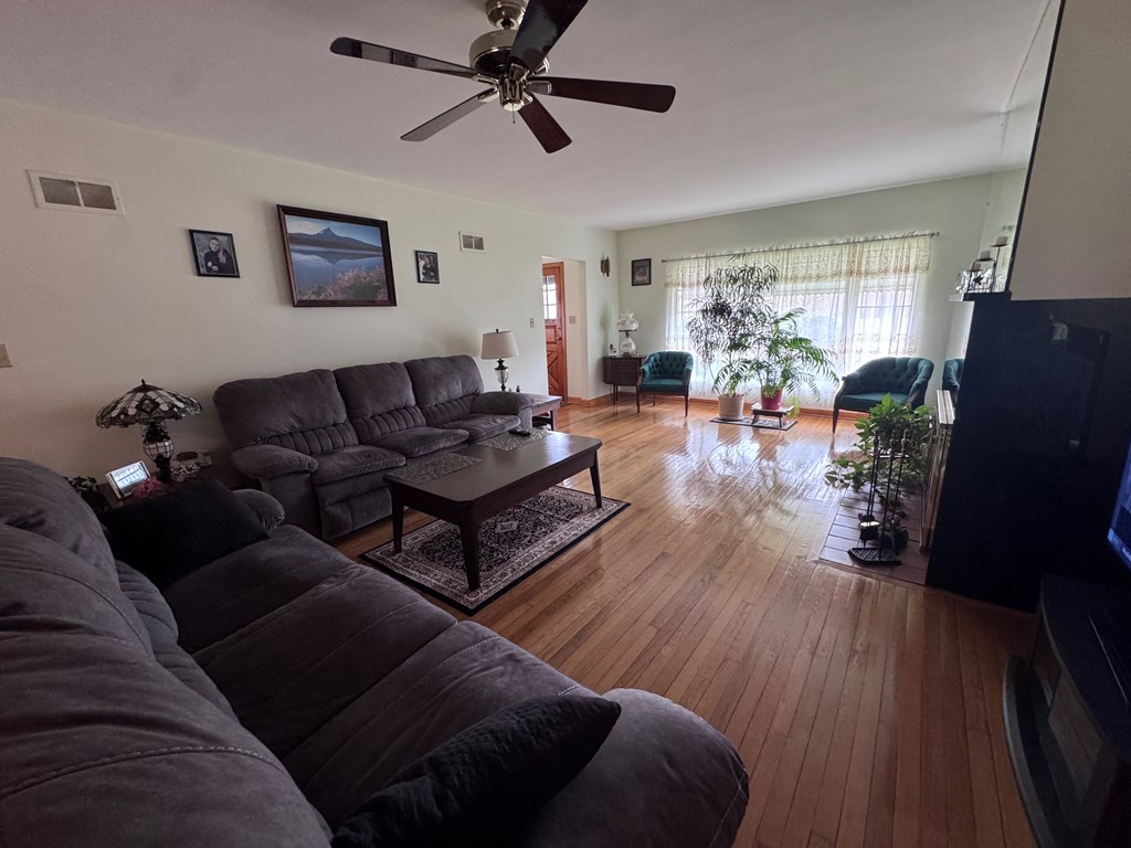 976 Halyday Run Road Oil City, PA 16301 - Photo 16 of 35 Gallery Image 16