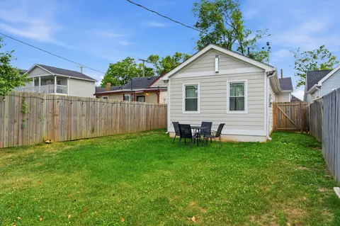 $425,000 | 1812 10th Avenue North, Nashville, TN 37208