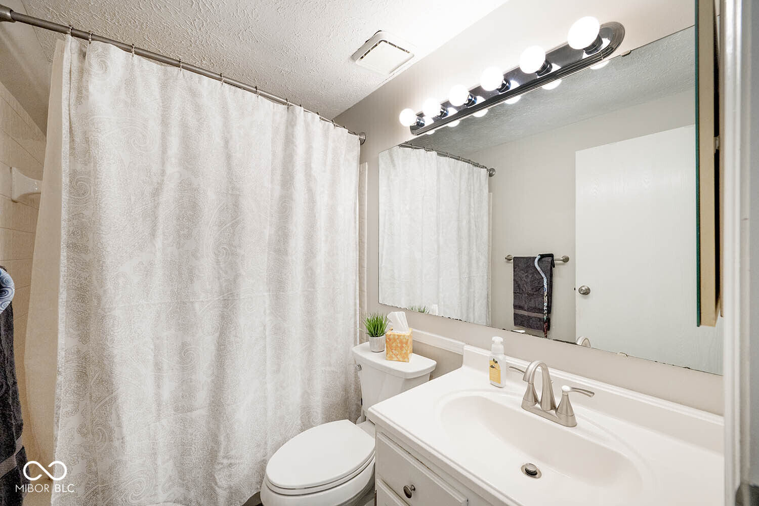 8313 Castle Ridge Lane Indianapolis, IN 46256 - Photo 23 of 30