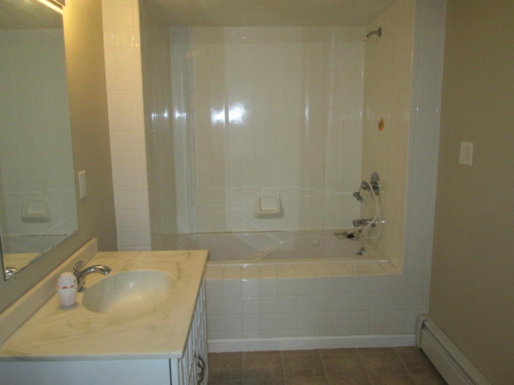 1745 River Road, Unit AKA NORTH RIVER RD) Manchester, NH 03104 - Photo 11 of 14