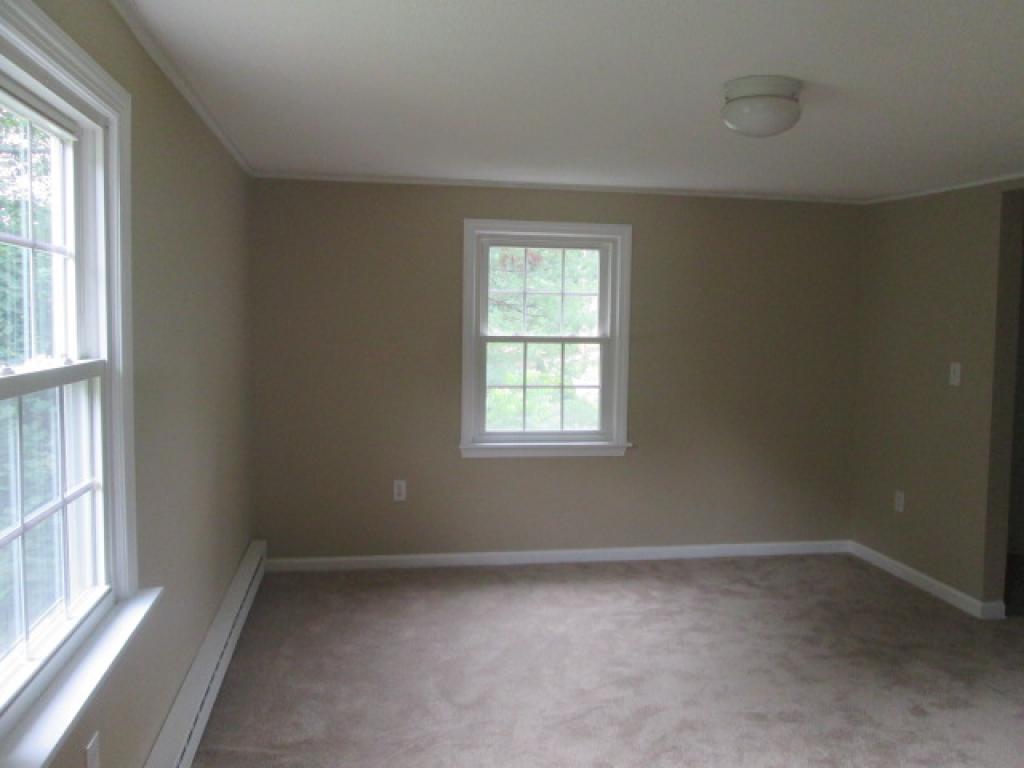 1745 River Road, Unit AKA NORTH RIVER RD) Manchester, NH 03104 - Photo 10 of 14