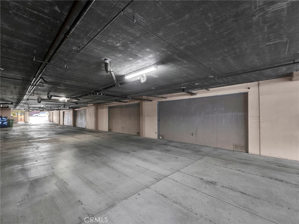 5242 Vesper Avenue, Unit 7 Sherman Oaks, CA 91411 - Photo 26 of 29