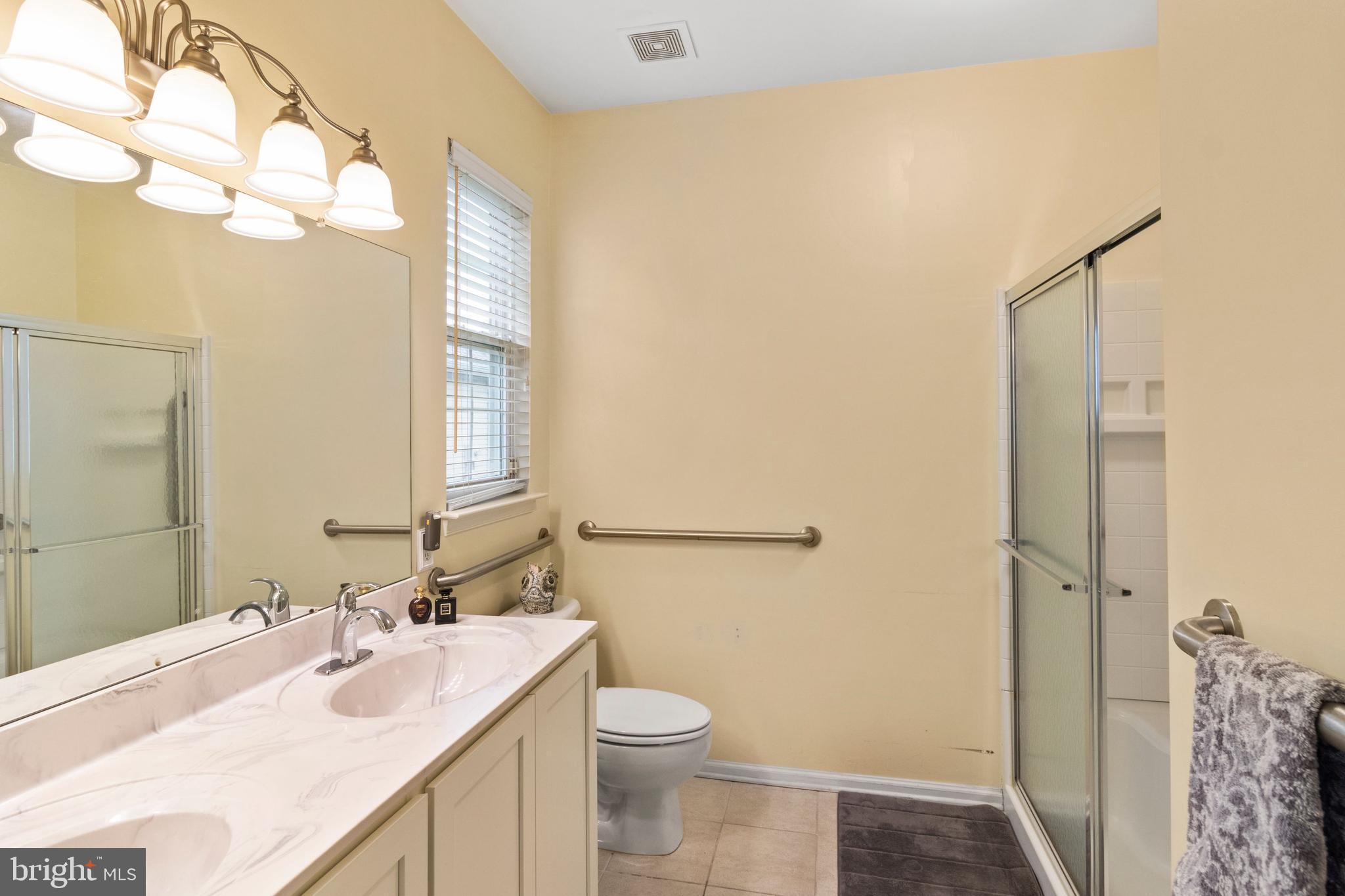 19 Bluebonnet Road Langhorne, PA 19047 - Photo 33 of 51 Master bathroom