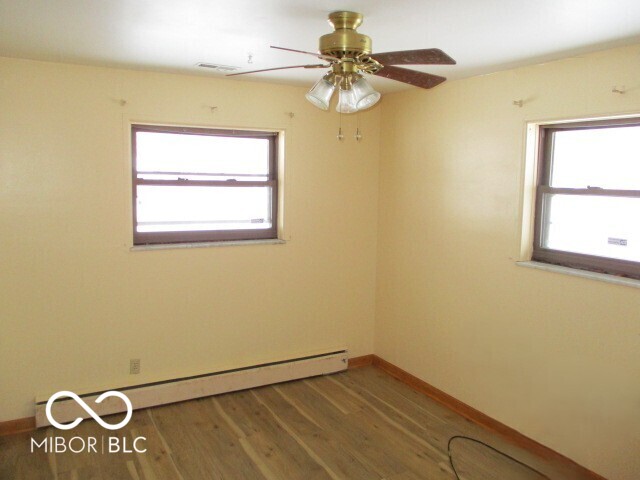 651 Fabyan Road Indianapolis, IN 46217 - Photo 6 of 9