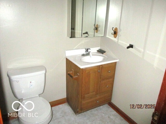 651 Fabyan Road Indianapolis, IN 46217 - Photo 8 of 9