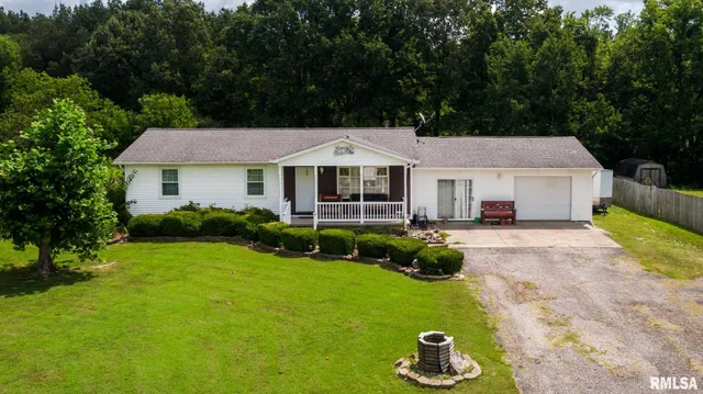 $265,000 | 514 North Smith Street, Galatia, IL 62935