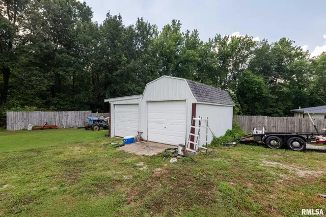 $265,000 | 514 North Smith Street, Galatia, IL 62935