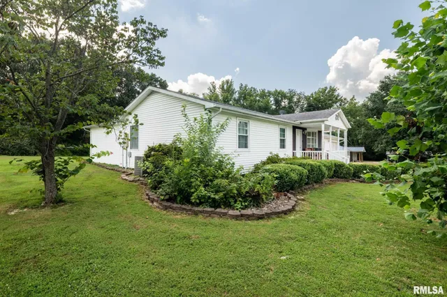 $265,000 | 514 North Smith Street, Galatia, IL 62935