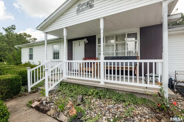 $265,000 | 514 North Smith Street, Galatia, IL 62935