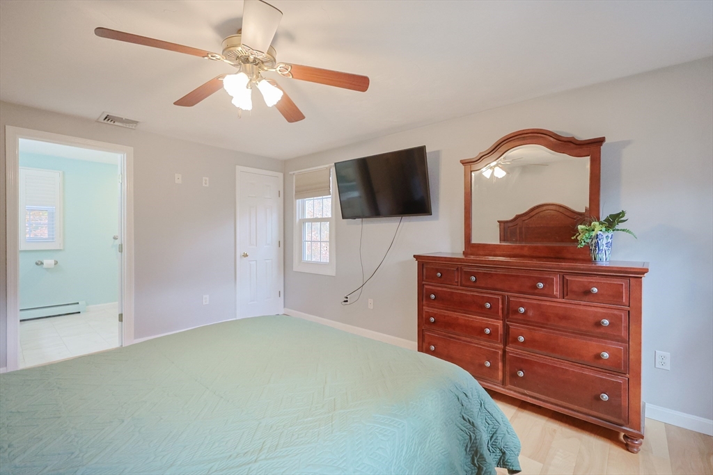 59 Old Farm Road Douglas, MA 01516 - Photo 27 of 41