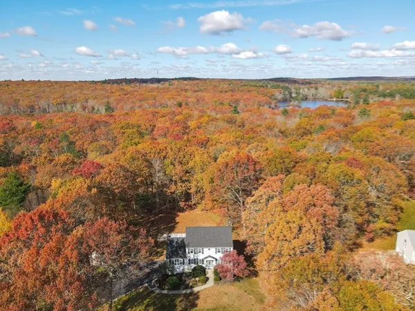 $775,700 | 59 Old Farm Road, Douglas, MA 01516