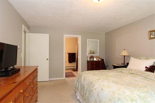 13 Valentine Road Hopkinton, MA 01748 - Photo 11 of 22 Gallery Image 11