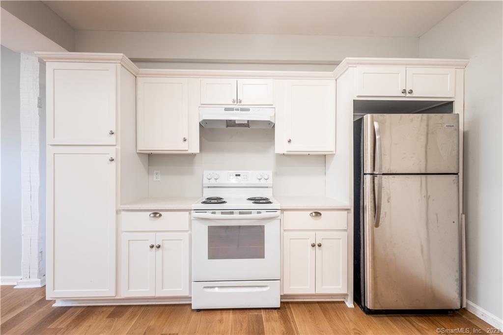 55 Cider Mill Lane, Unit COTTAGE Fairfield, CT 06824 - Photo 16 of 32