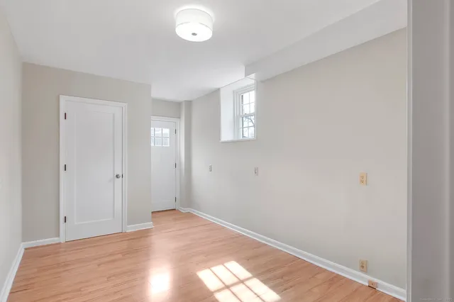 $2,950 | 55 Cider Mill Lane, Unit COTTAGE, Fairfield, CT 06824