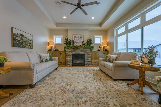 $512,000 | 1308 Sherwood Street Southeast, Hutchinson, MN 55350