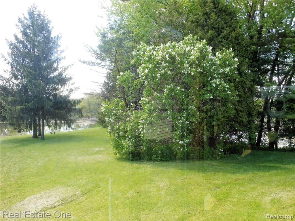 7092 East Holly Road Holly, MI 48442 - Photo 31 of 54 DSCN3189 (3).JPG