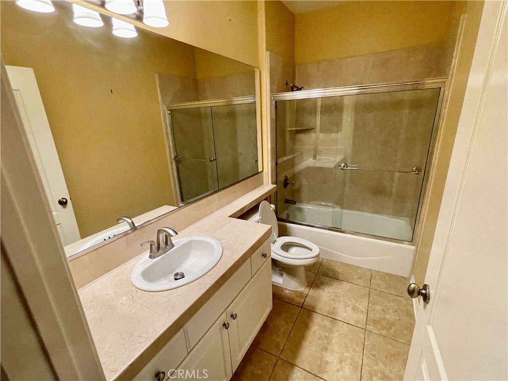 20751 Lugano Way Porter Ranch, CA 91326 - Photo 13 of 36