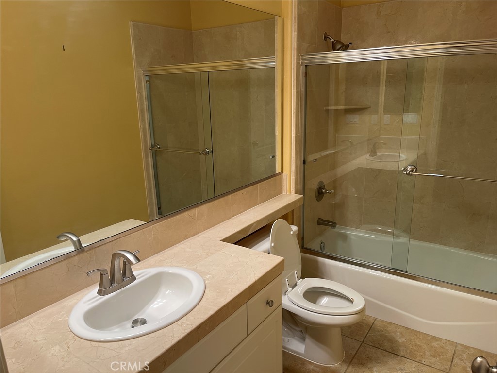 20751 Lugano Way Porter Ranch, CA 91326 - Photo 14 of 36