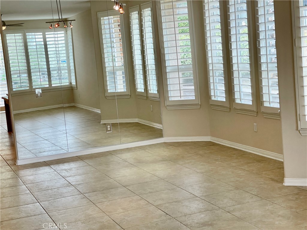 20751 Lugano Way Porter Ranch, CA 91326 - Photo 15 of 36