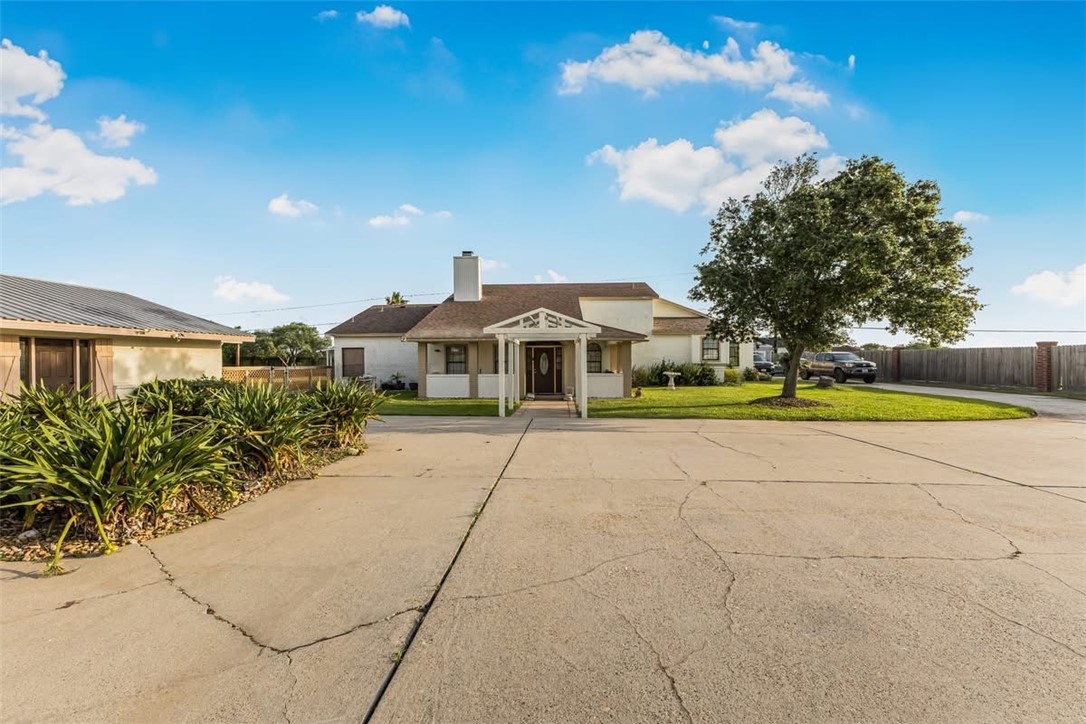 2125 Riata Drive Corpus Christi, TX 78418 - Photo 16 of 17