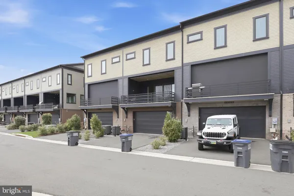 $5,700 | 20246 Northpark Drive, Ashburn, VA 20147