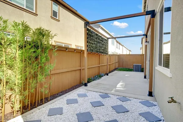 a view of entryway