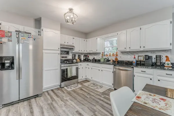 $2,800 | 618 Mooremont Terrace, Chattanooga, TN 37411