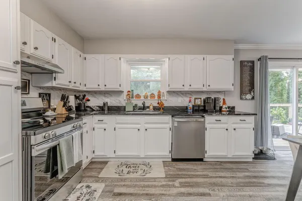 $2,800 | 618 Mooremont Terrace, Chattanooga, TN 37411