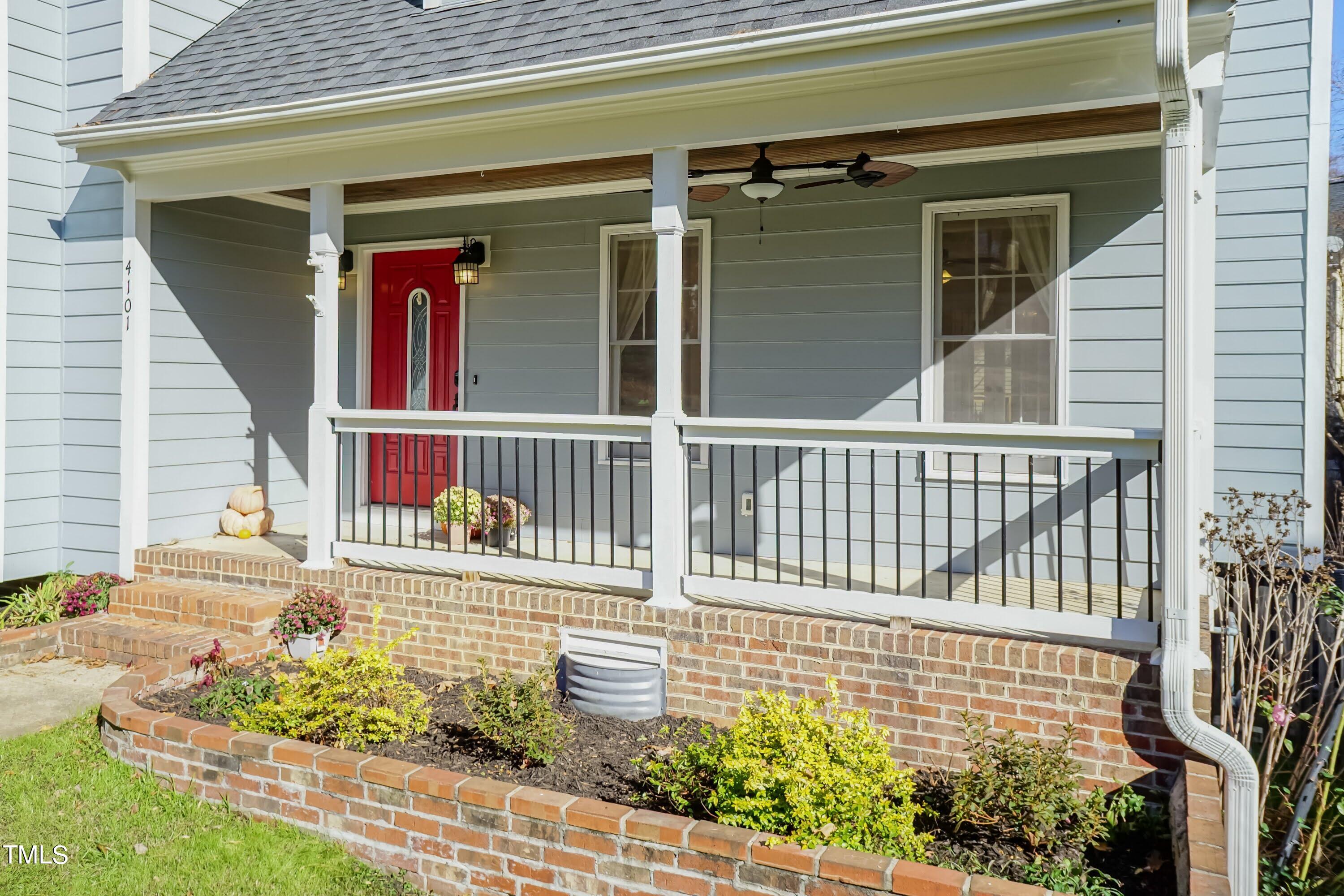 4101 Starboard Court Raleigh, NC 27613 - Photo 3 of 38 Porch 01