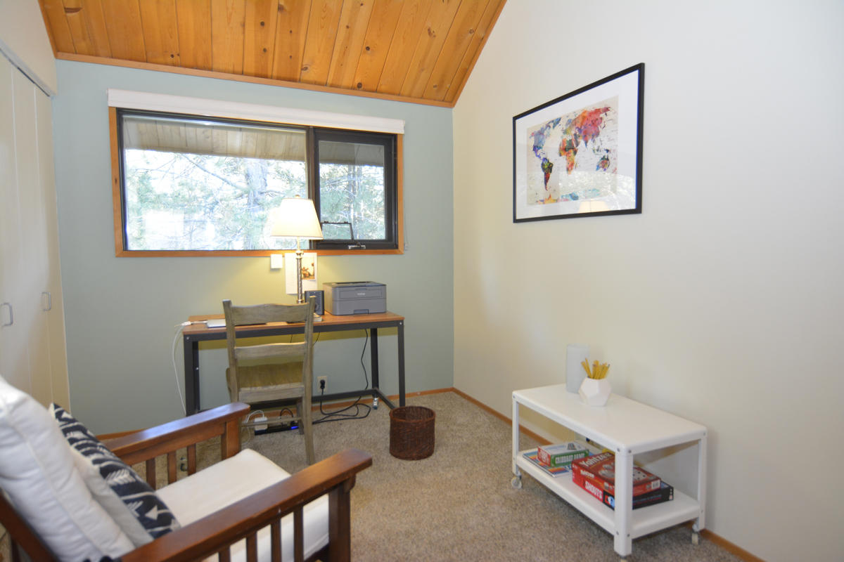 57589 Ranch Cabin Road, Unit 8 Sunriver, OR 97707 - Photo 20 of 27 20