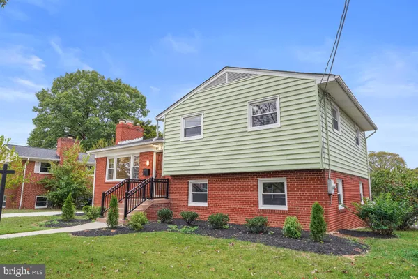 $899,995 | 4417 20th Street Northeast, Washington, DC 20018