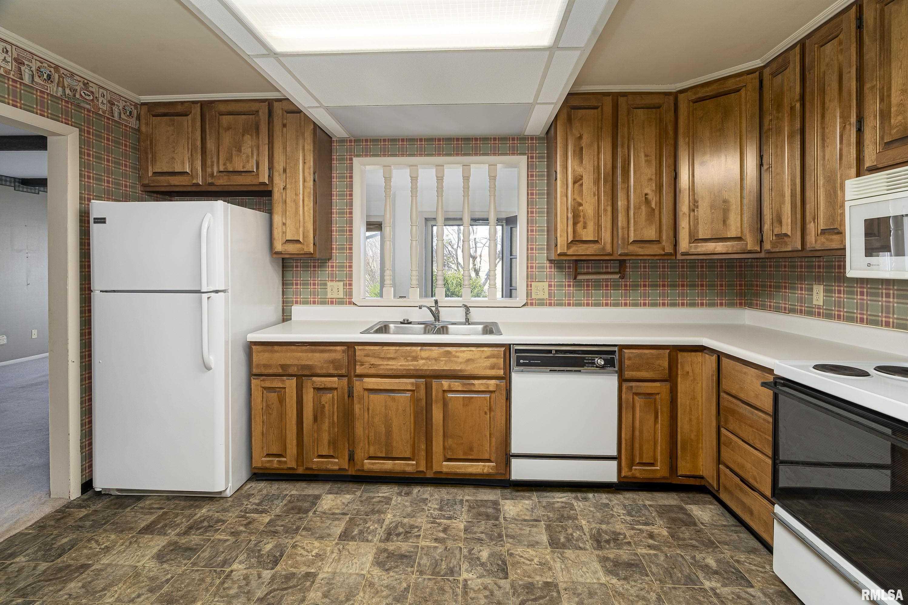 1550 Deer Ridge Road Goreville, IL 62939 - Photo 7 of 34