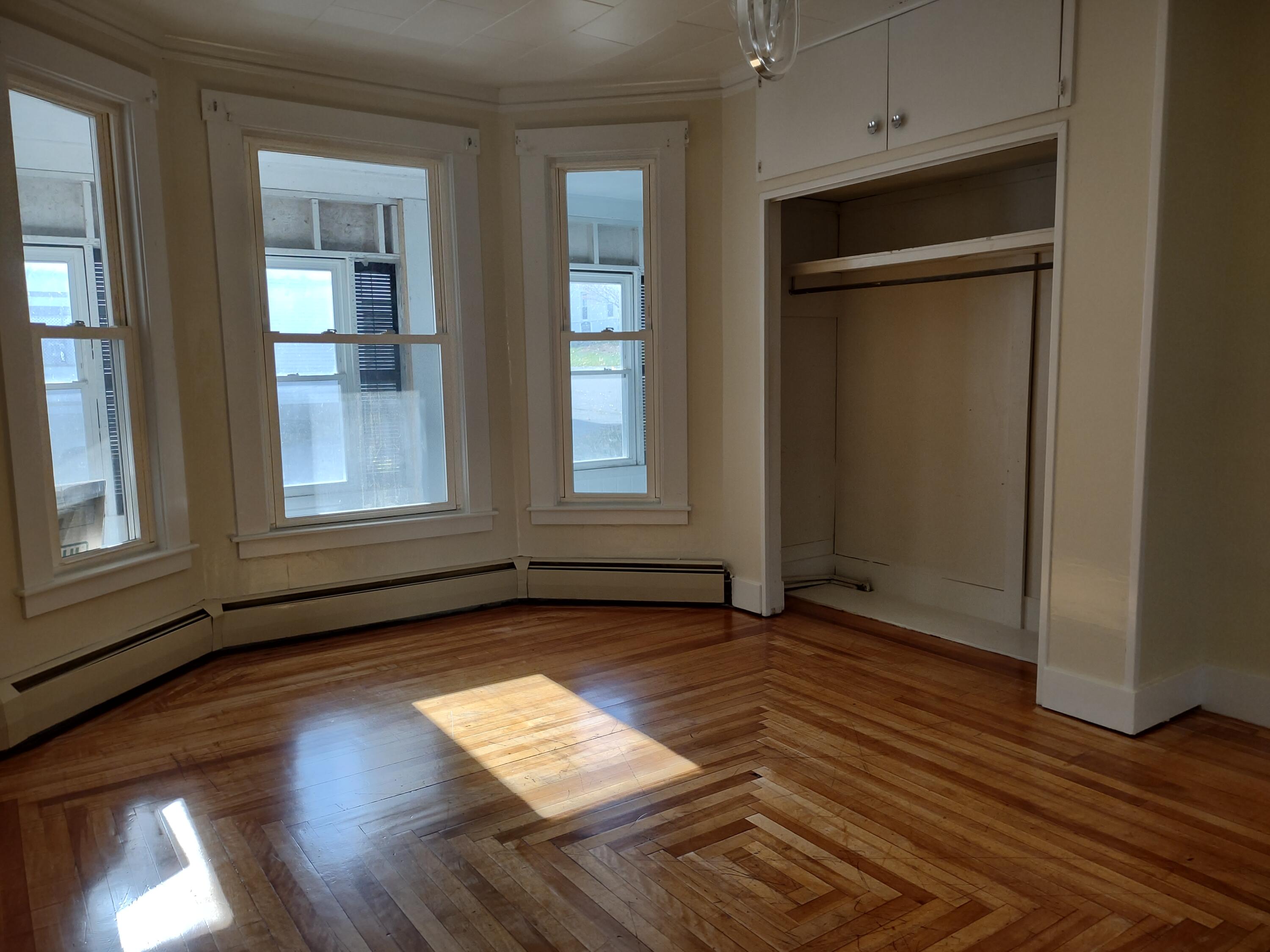 33 Washington Street Augusta, ME 04330 - Photo 5 of 11 IMG_20211114_120454270_HDR