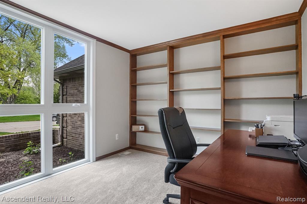 1663 Tacoma Drive Rochester Hills, MI 48306 - Photo 6 of 51