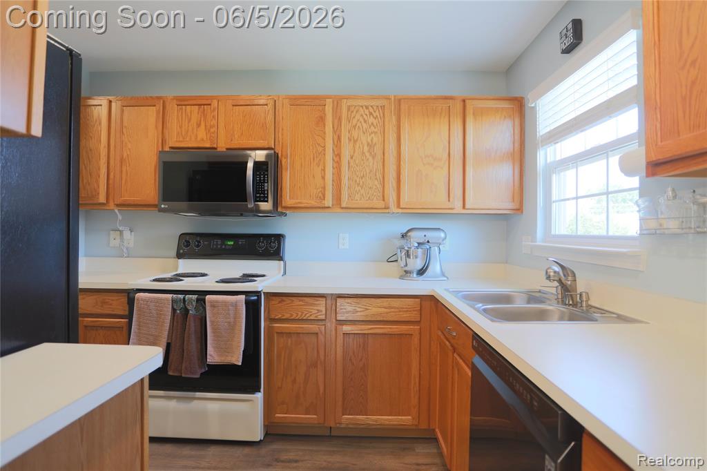 1859 Flagstone Circle Rochester, MI 48307 - Photo 23 of 46
