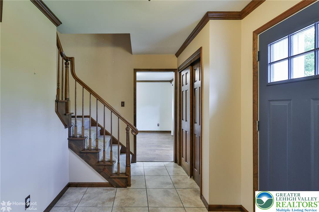 4074 Old Sentry Road Allentown, PA 18104 - Photo 4 of 76