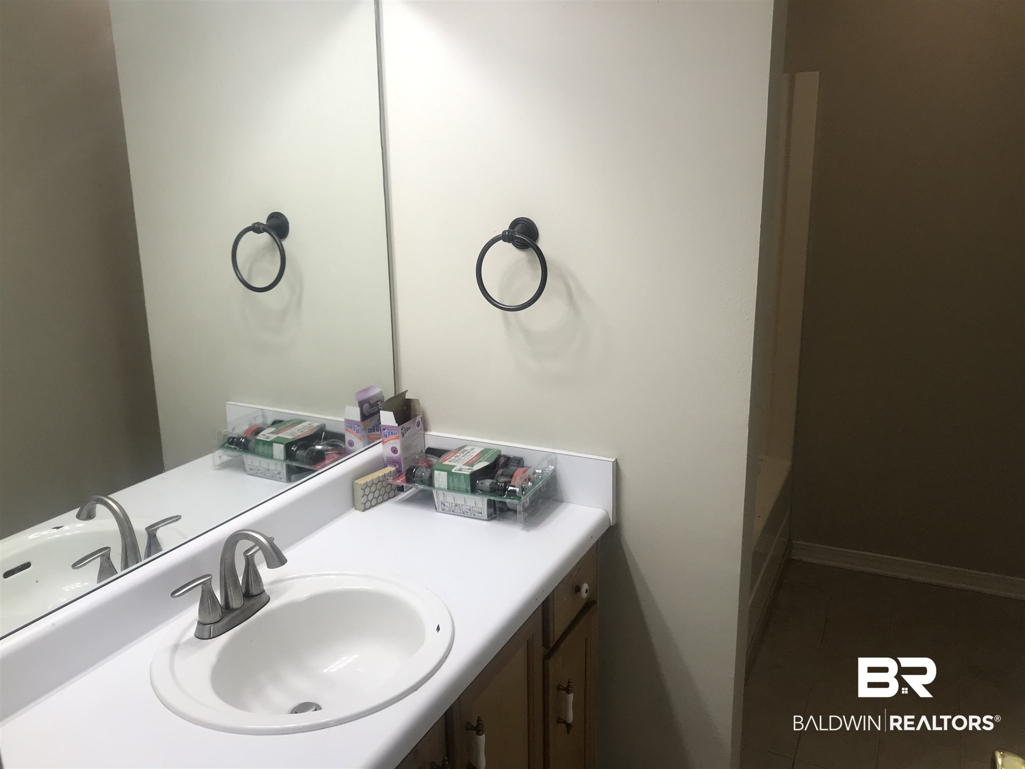 7852 Audubon Drive Foley, AL 36535 - Photo 13 of 15 2nd bath